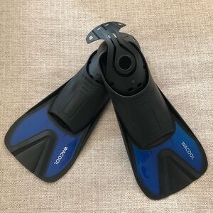 WACOOL Short Swim Fins Size Small Unisex Men’s 5-6.5 Women’s 6-7.5 Travel Size